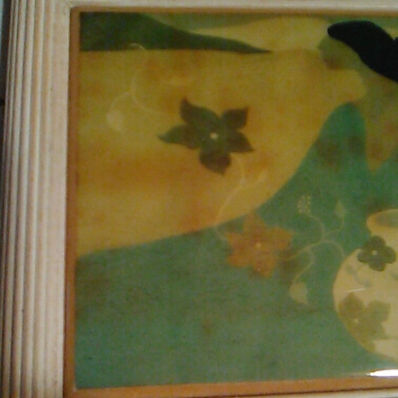 Woman with vase print - Picture 3 of 8